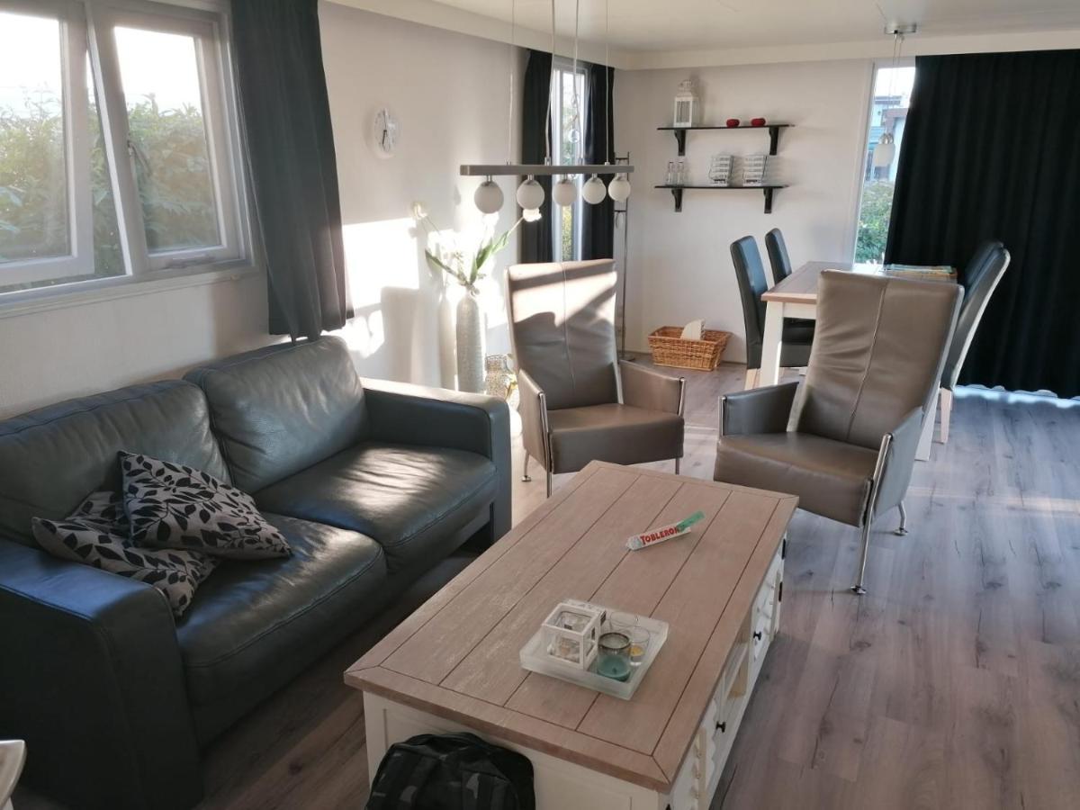 Recreatie Centrum De Hollepoarte 2 Chalets87 Makkum Exteriör bild